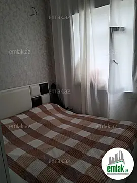 Satılır 4 otaqlı həyət evi 100 m²