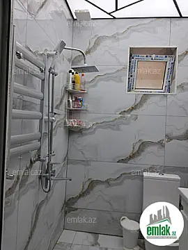 Satılır 4 otaqlı həyət evi 100 m²