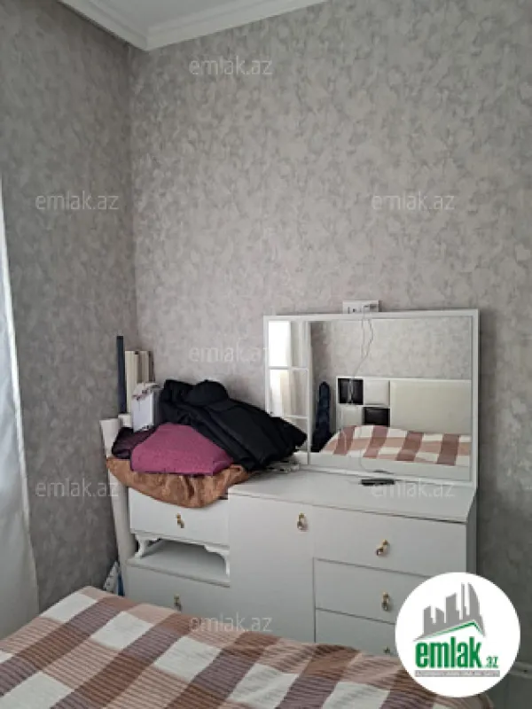 Satılır 4 otaqlı həyət evi 100 m²