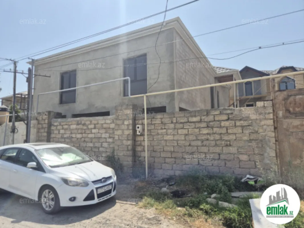 Satılır 7 otaqlı həyət evi 260 m²