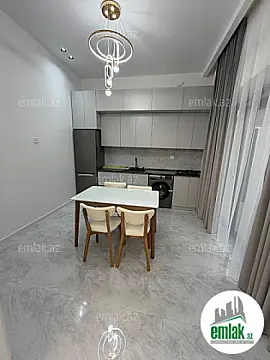 Satılır 4 otaqlı mənzil 100 m²