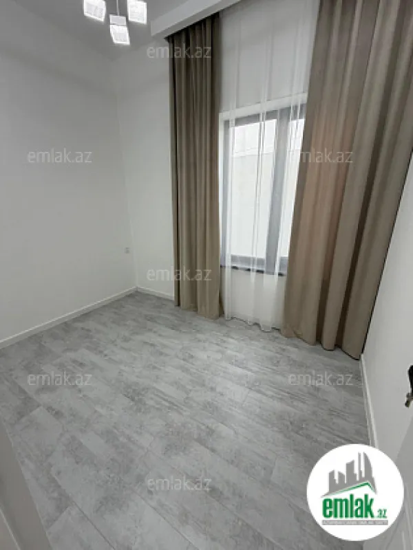 Satılır 4 otaqlı mənzil 100 m²