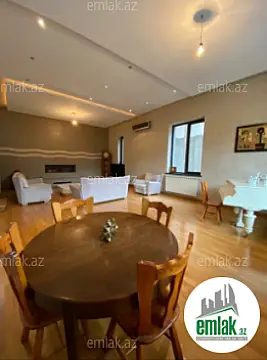 Satılır 8 otaqlı həyət evi 650 m²