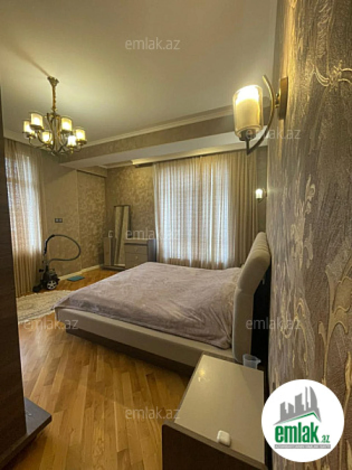 Satılır 3 otaqlı yeni tikili 127.4 m²