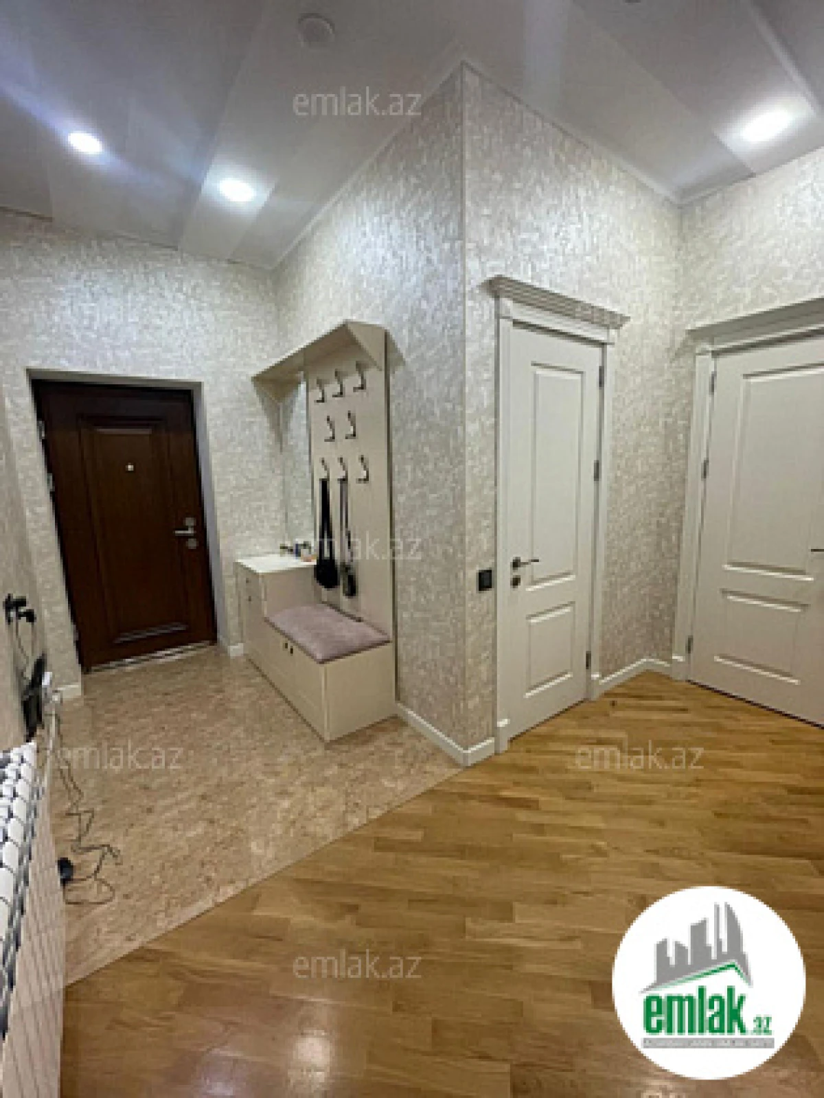 Satılır 3 otaqlı yeni tikili 127.4 m²