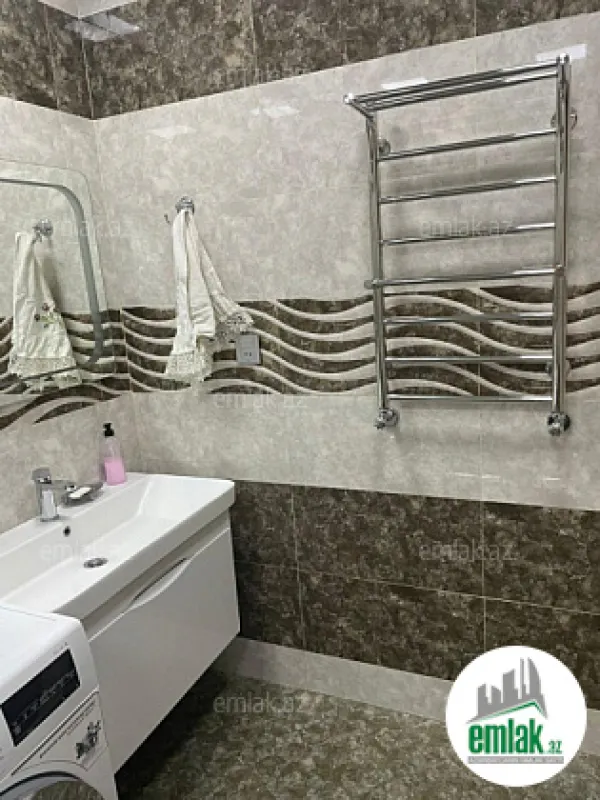 Satılır 3 otaqlı yeni tikili 127.4 m²