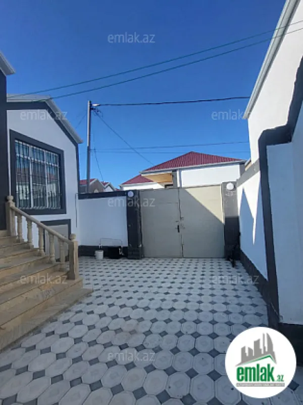 Satılır 3 otaqlı həyət evi 100 m²