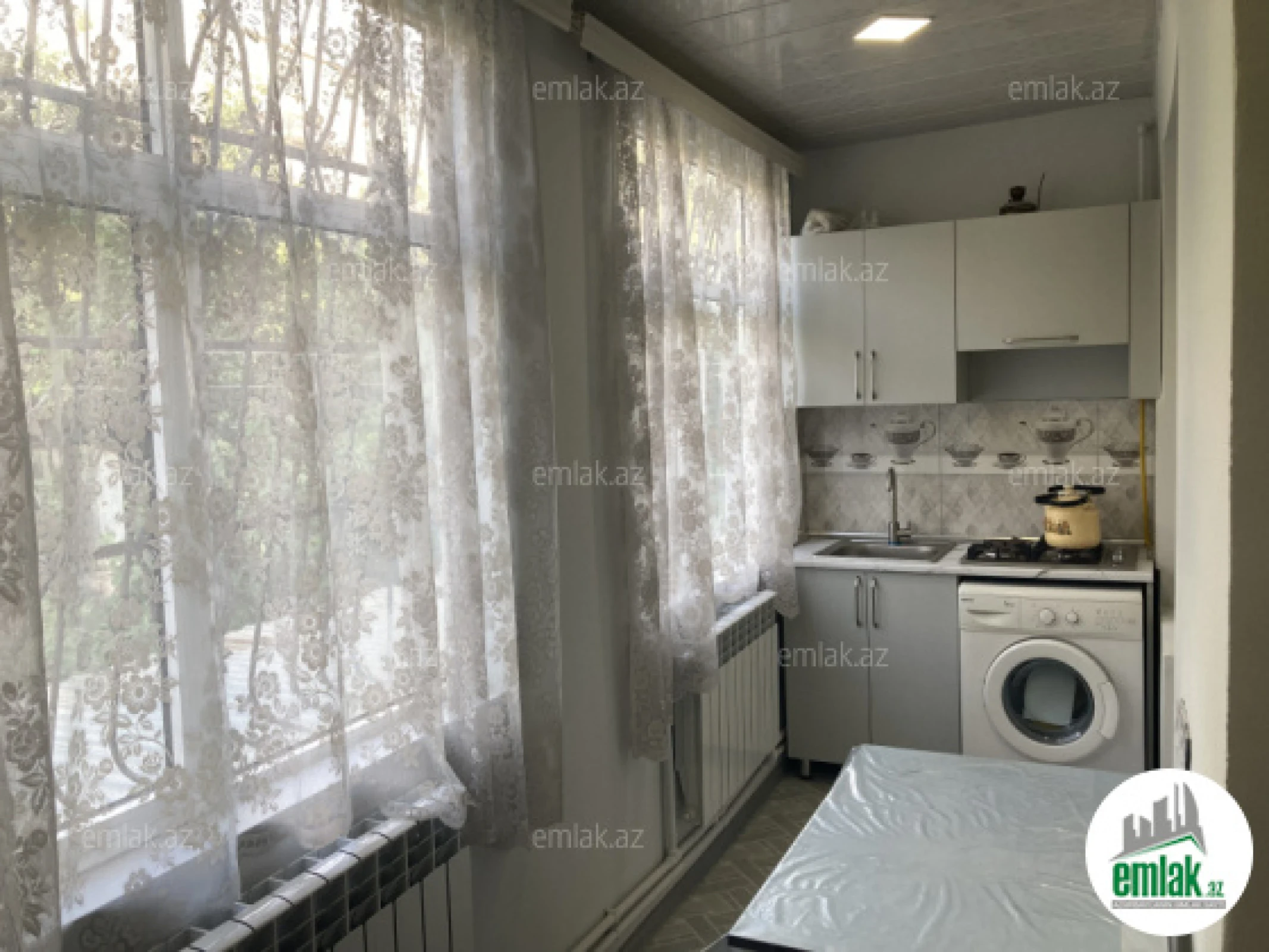 Satılır 3 otaqlı köhnə tikili 65 m²