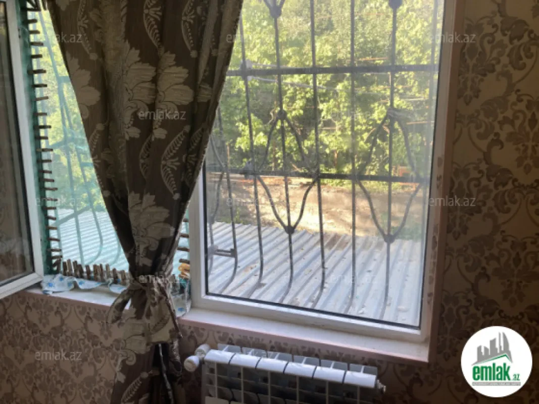 Satılır 3 otaqlı köhnə tikili 65 m²