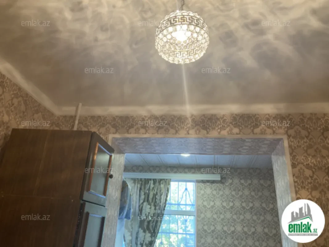 Satılır 3 otaqlı köhnə tikili 65 m²