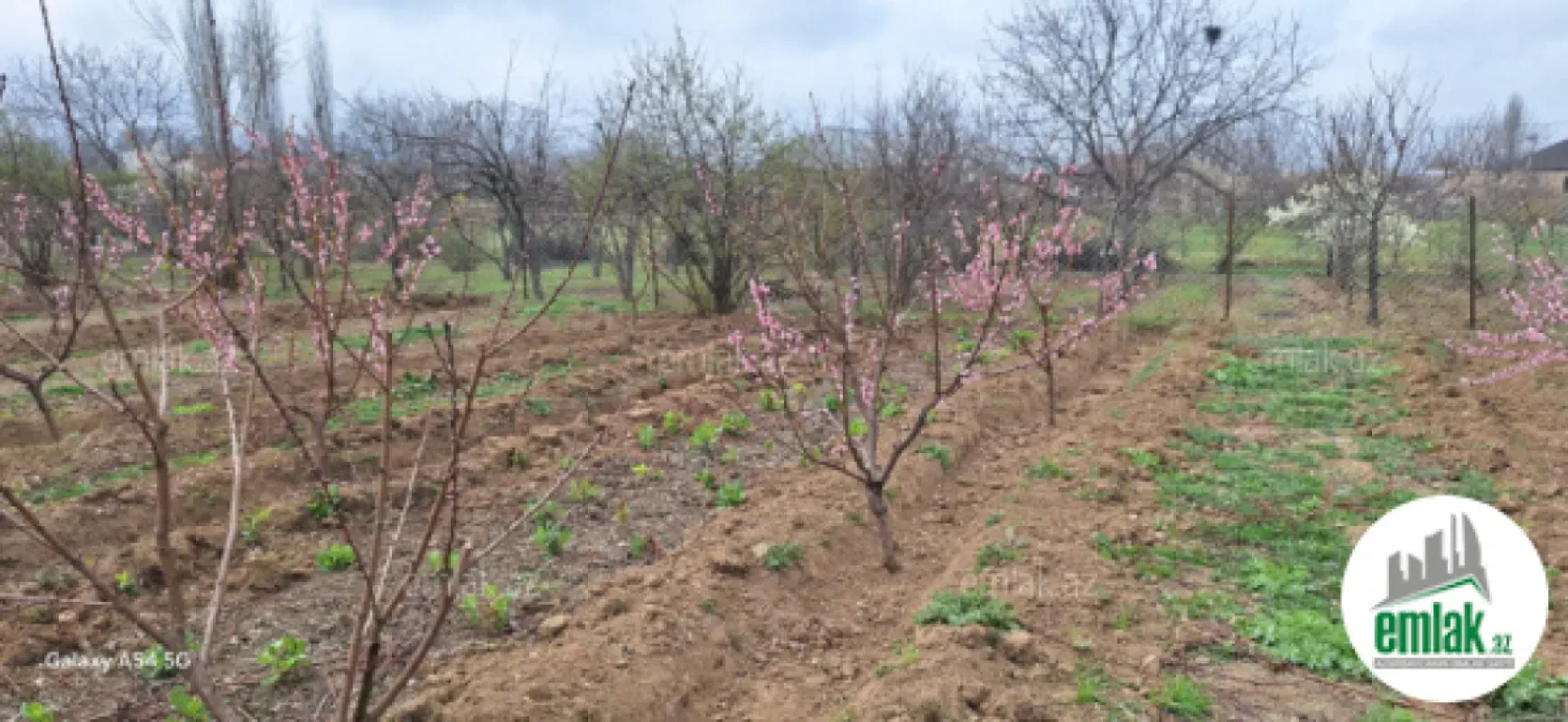 Satılır torpaq sahəsi 20 m²
