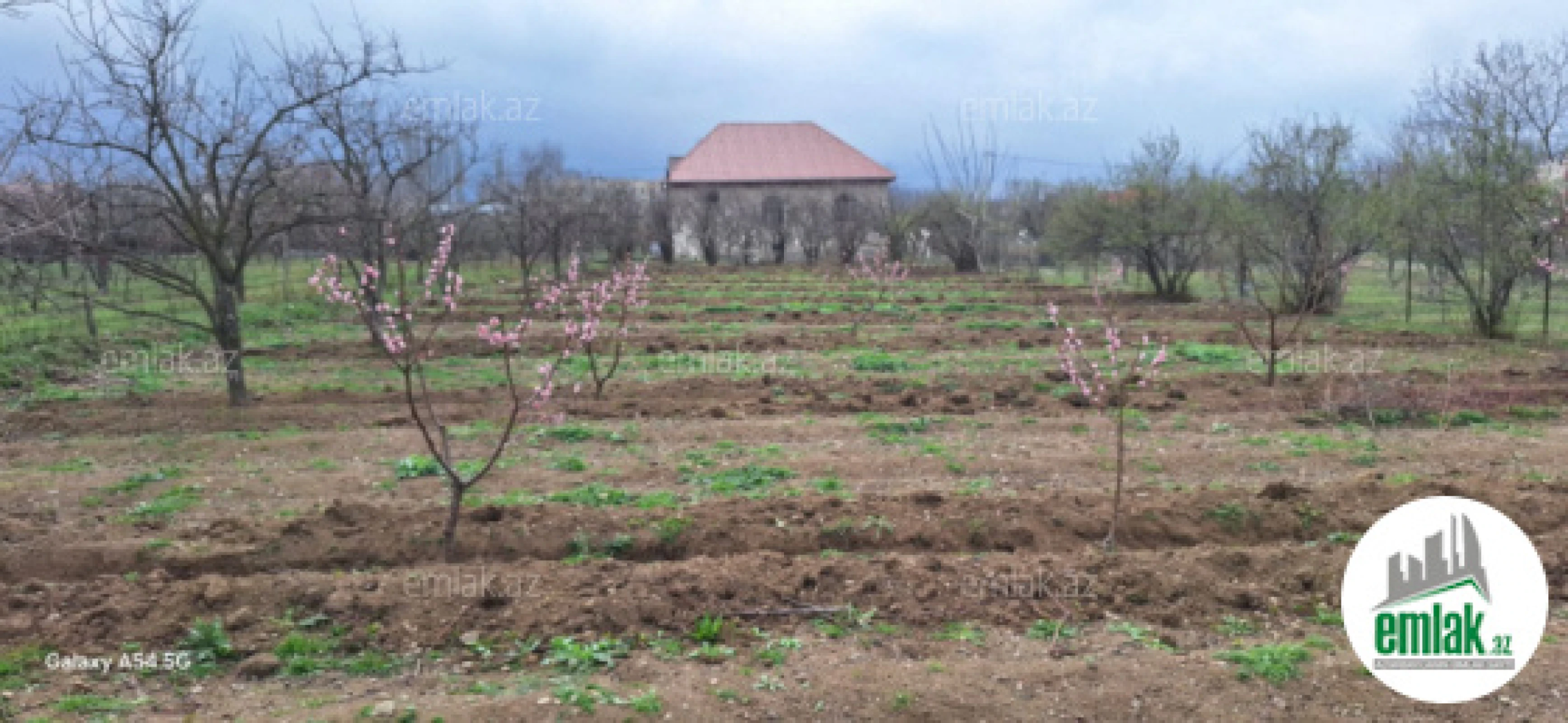 Satılır torpaq sahəsi 20 m²
