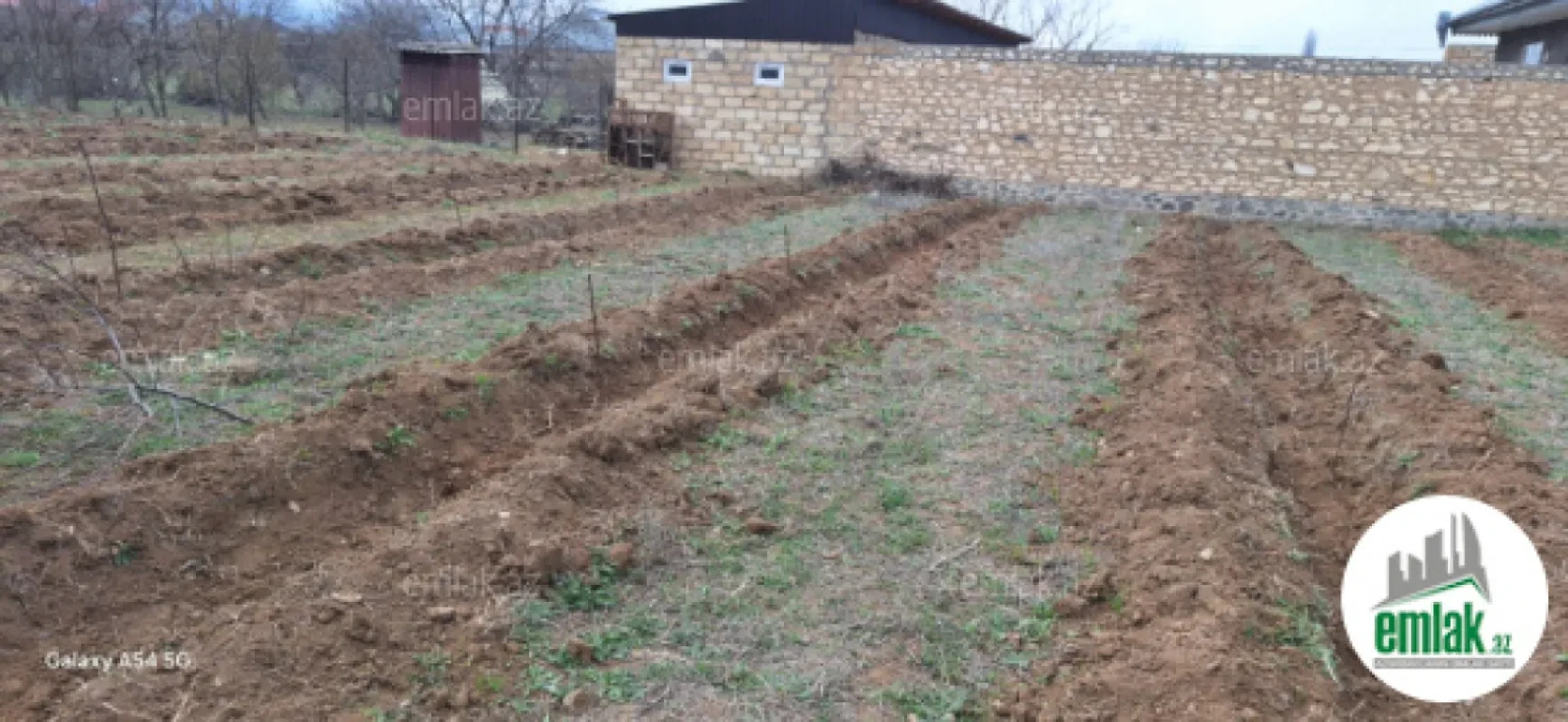 Satılır torpaq sahəsi 20 m²