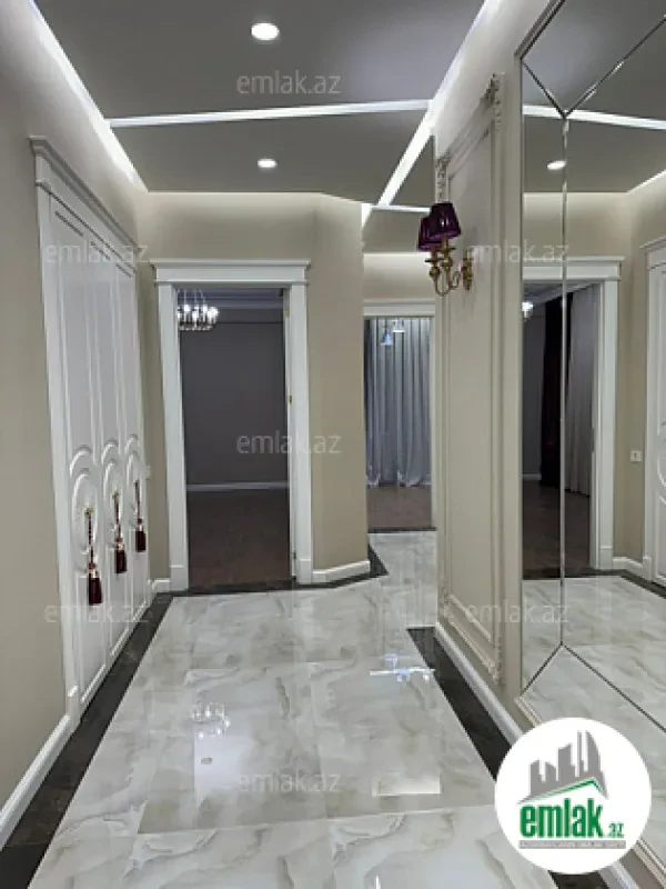 Satılır 3 otaqlı yeni tikili 90 m²