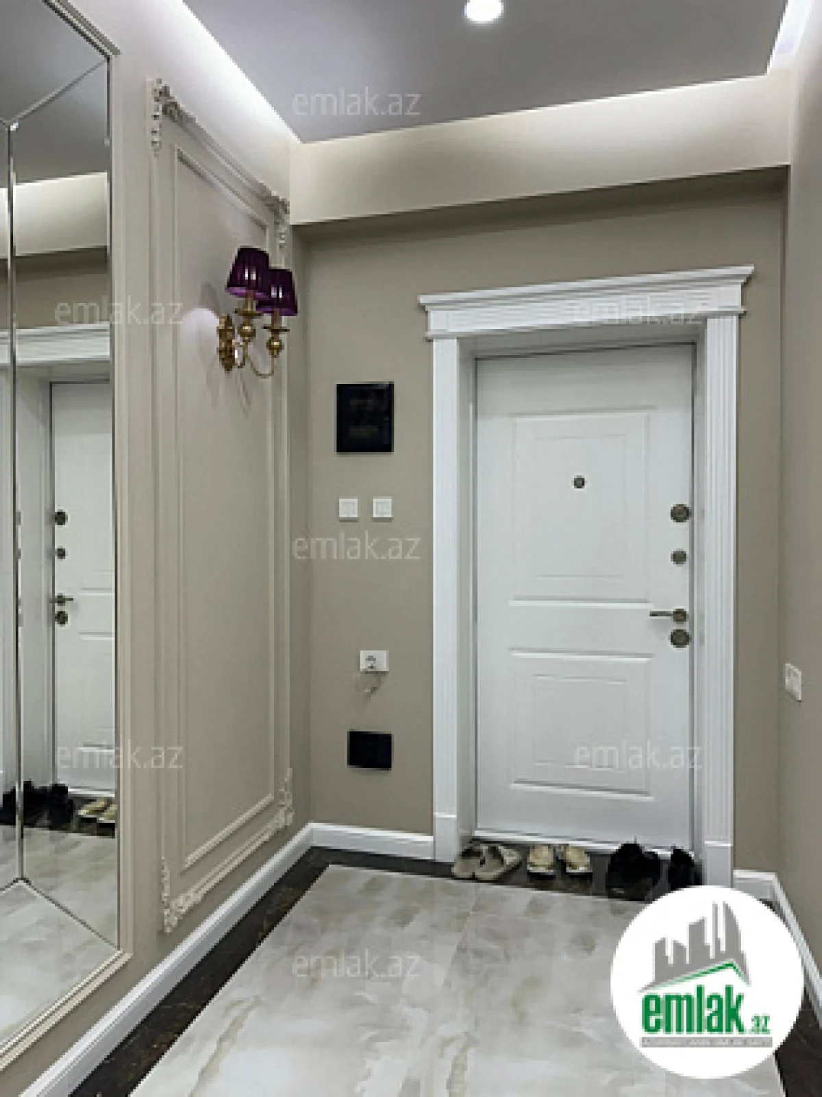 Satılır 3 otaqlı yeni tikili 90 m²