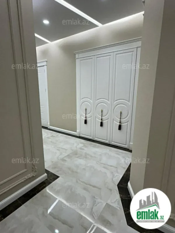 Satılır 3 otaqlı yeni tikili 90 m²