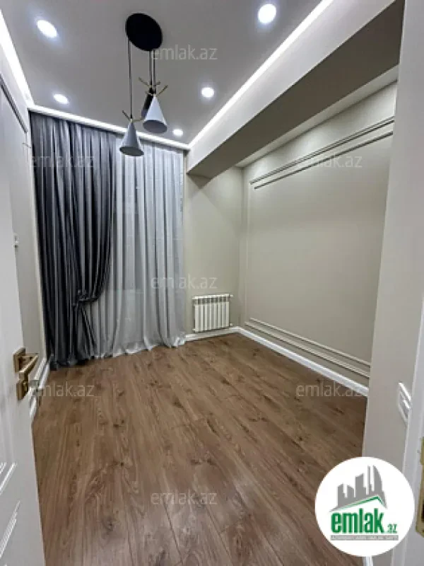 Satılır 3 otaqlı yeni tikili 90 m²