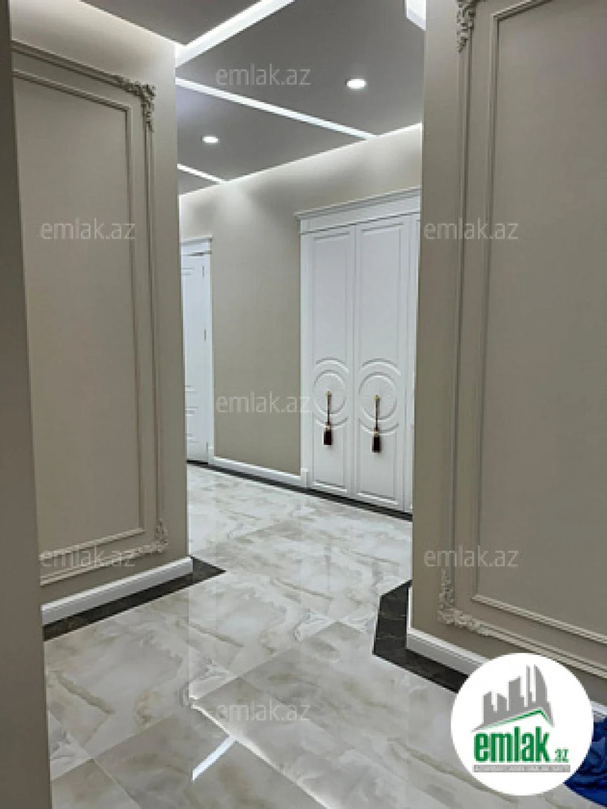 Satılır 3 otaqlı yeni tikili 90 m²