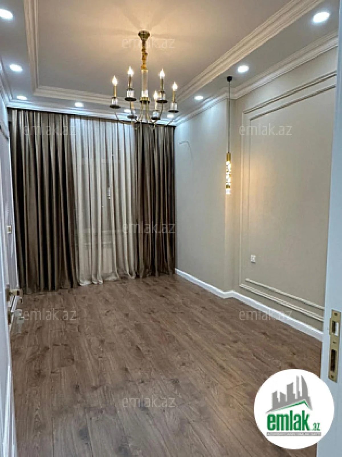 Satılır 3 otaqlı yeni tikili 90 m²
