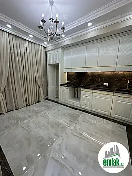 Satılır 3 otaqlı yeni tikili 90 m²