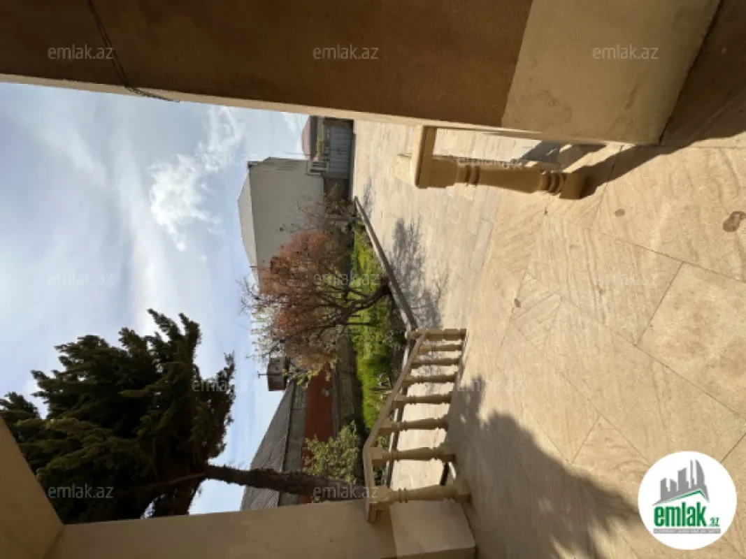 Satılır 4 otaqlı həyət evi 150 m²