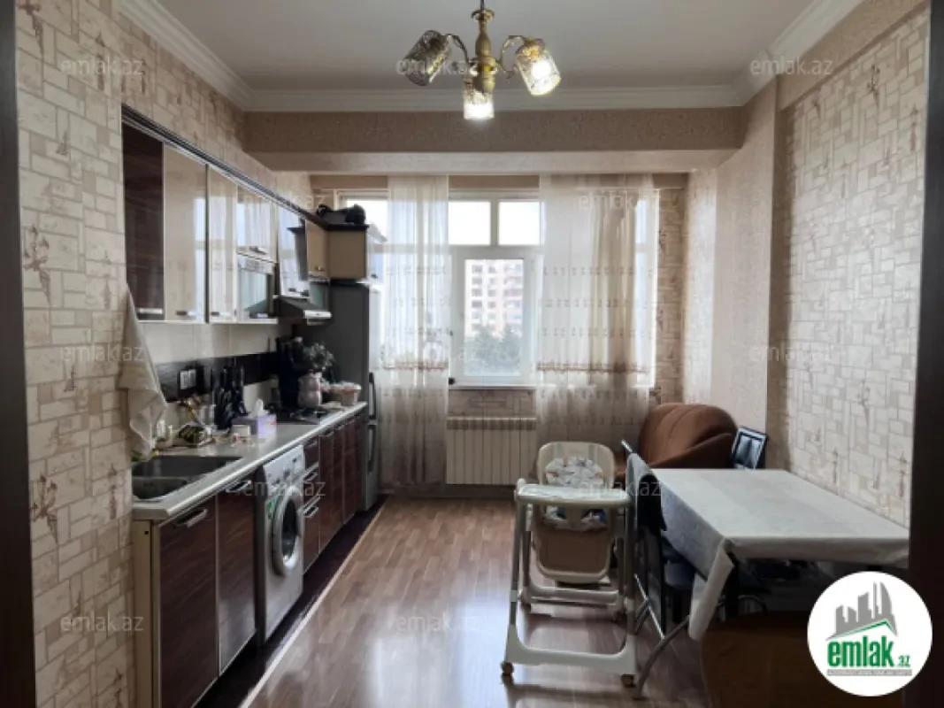 Satılır 2 otaqlı yeni tikili 98 m²