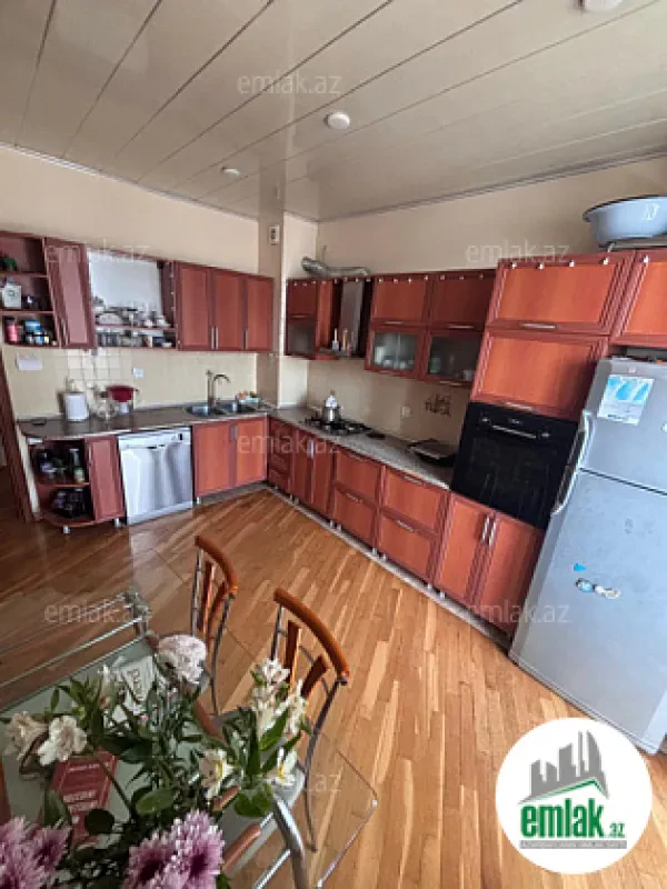 Satılır 3 otaqlı yeni tikili 124 m²