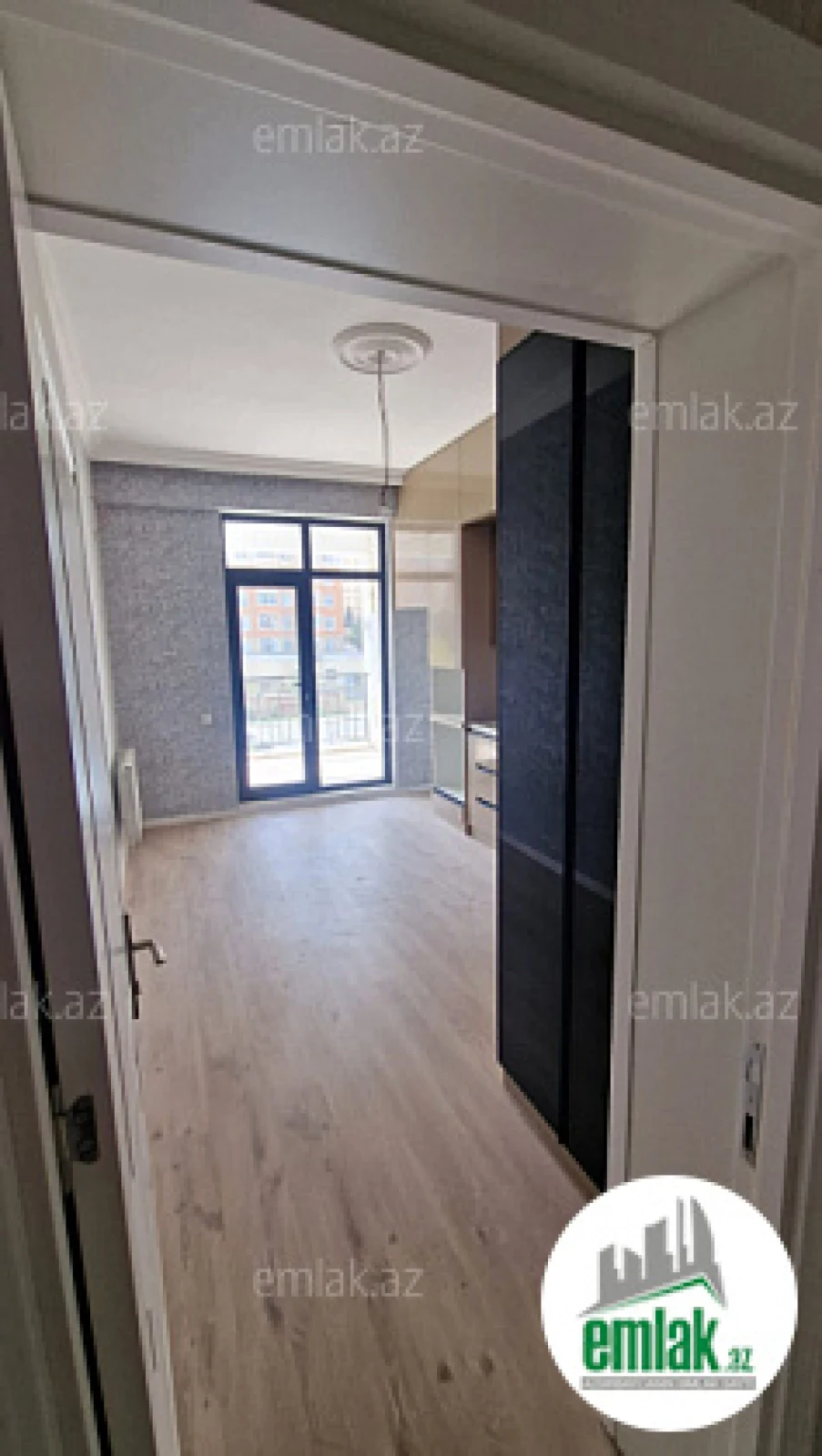 Satılır 2 otaqlı yeni tikili 96 m²