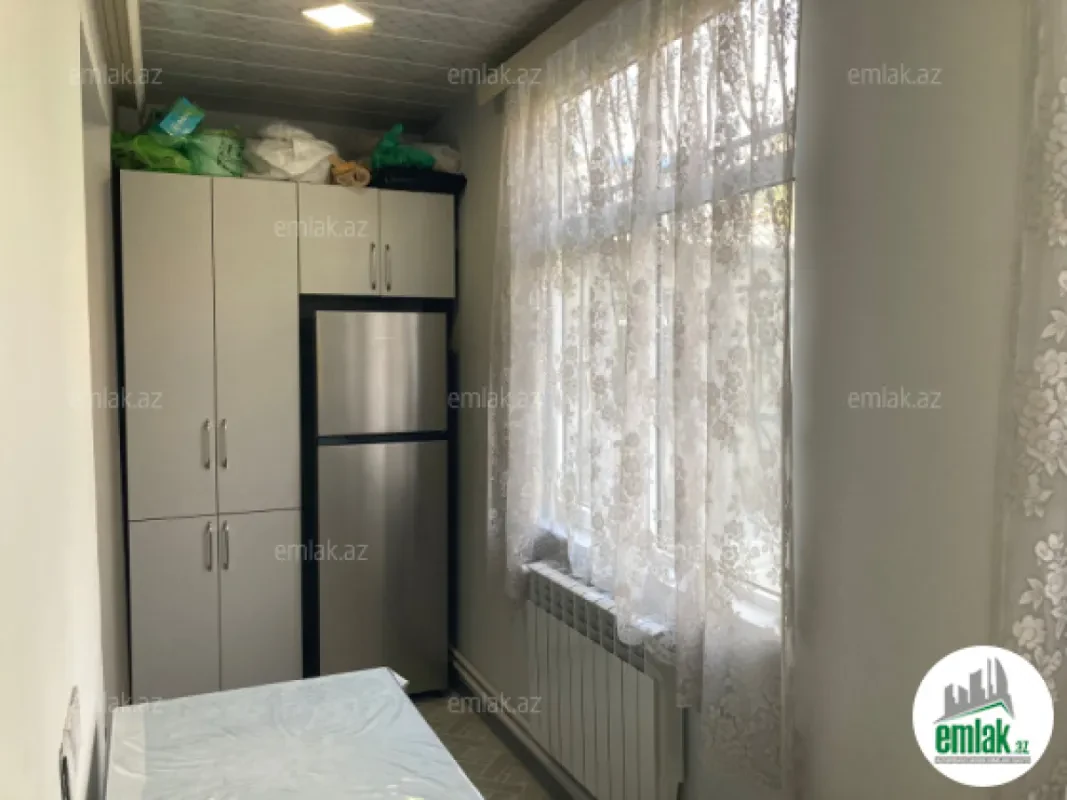 Satılır 3 otaqlı köhnə tikili 65 m²