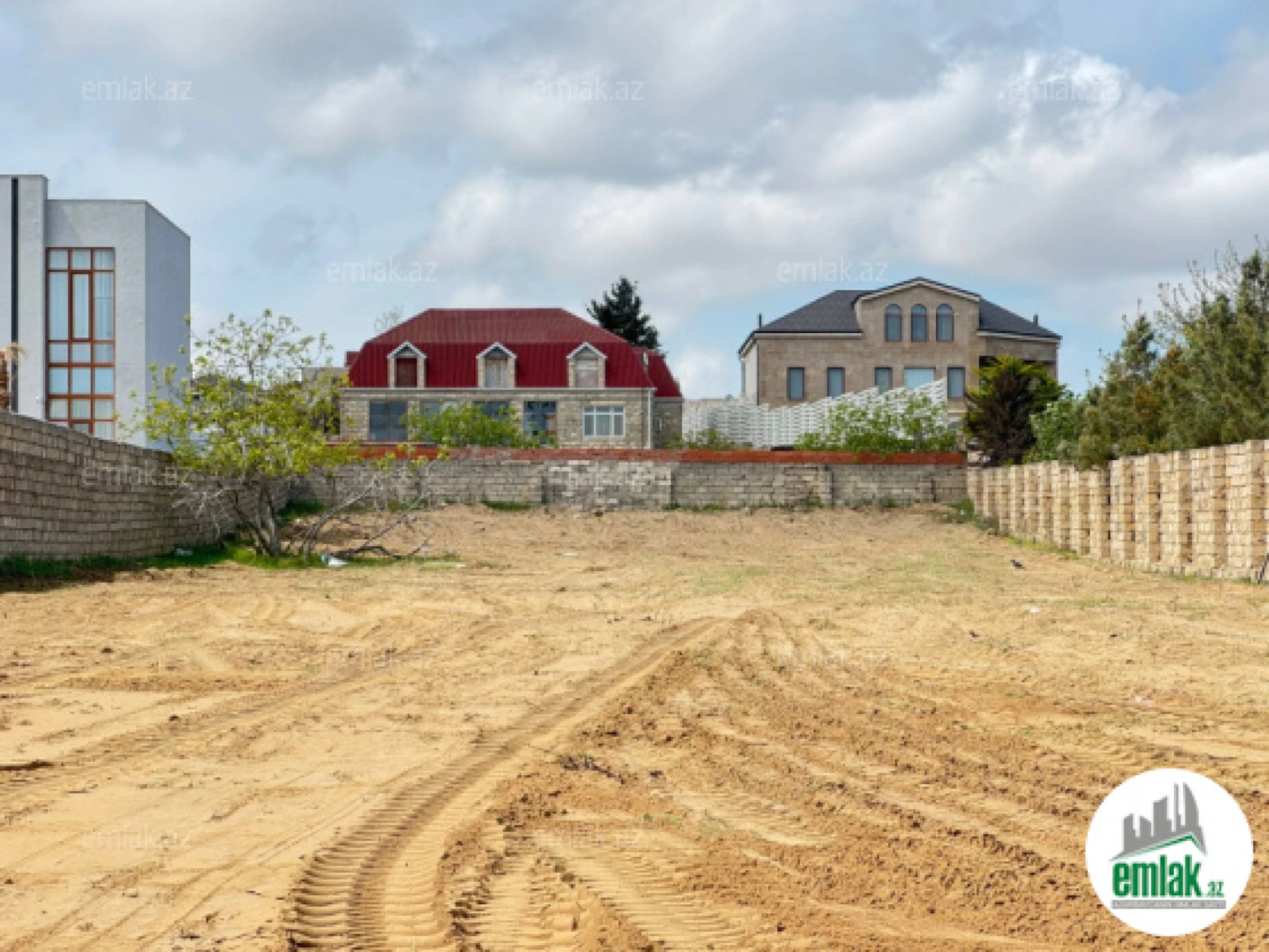 Satılır torpaq sahəsi 18 m²