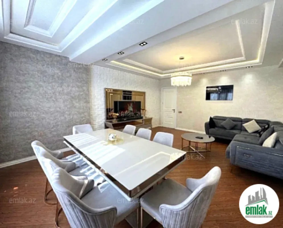 Satılır 3 otaqlı yeni tikili 125 m²