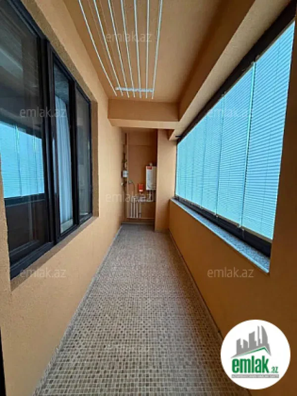 Satılır 3 otaqlı yeni tikili 125 m²