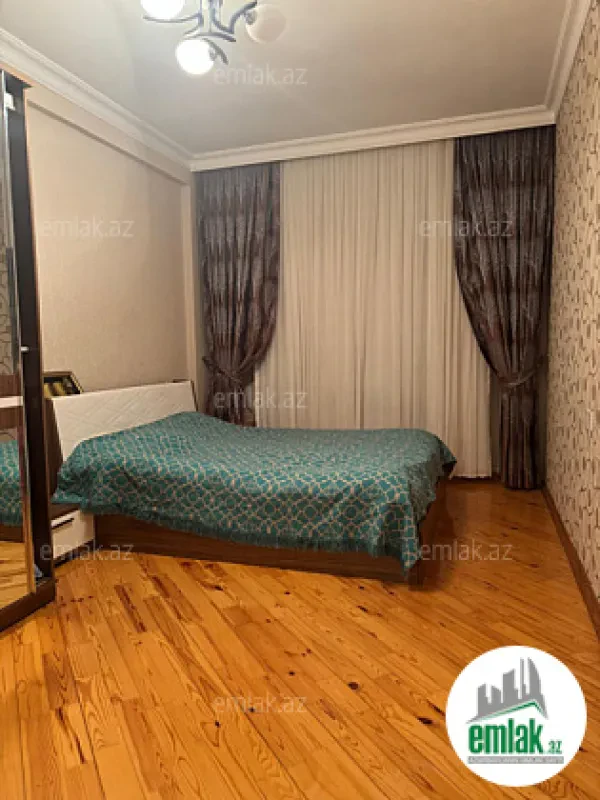 Satılır 3 otaqlı yeni tikili 120 m²
