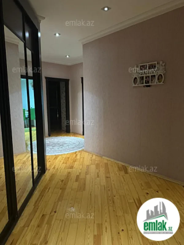 Satılır 3 otaqlı yeni tikili 120 m²
