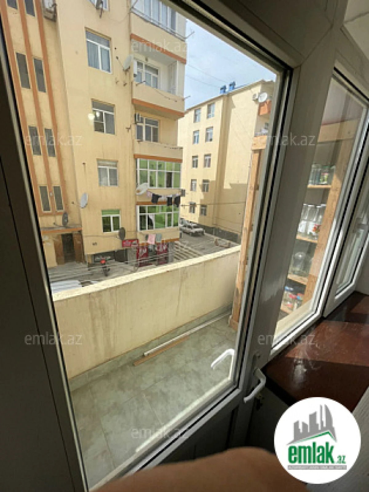 Satılır 3 otaqlı yeni tikili 78 m²