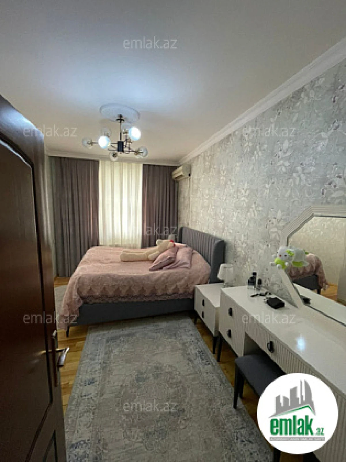 Satılır 3 otaqlı yeni tikili 78 m²