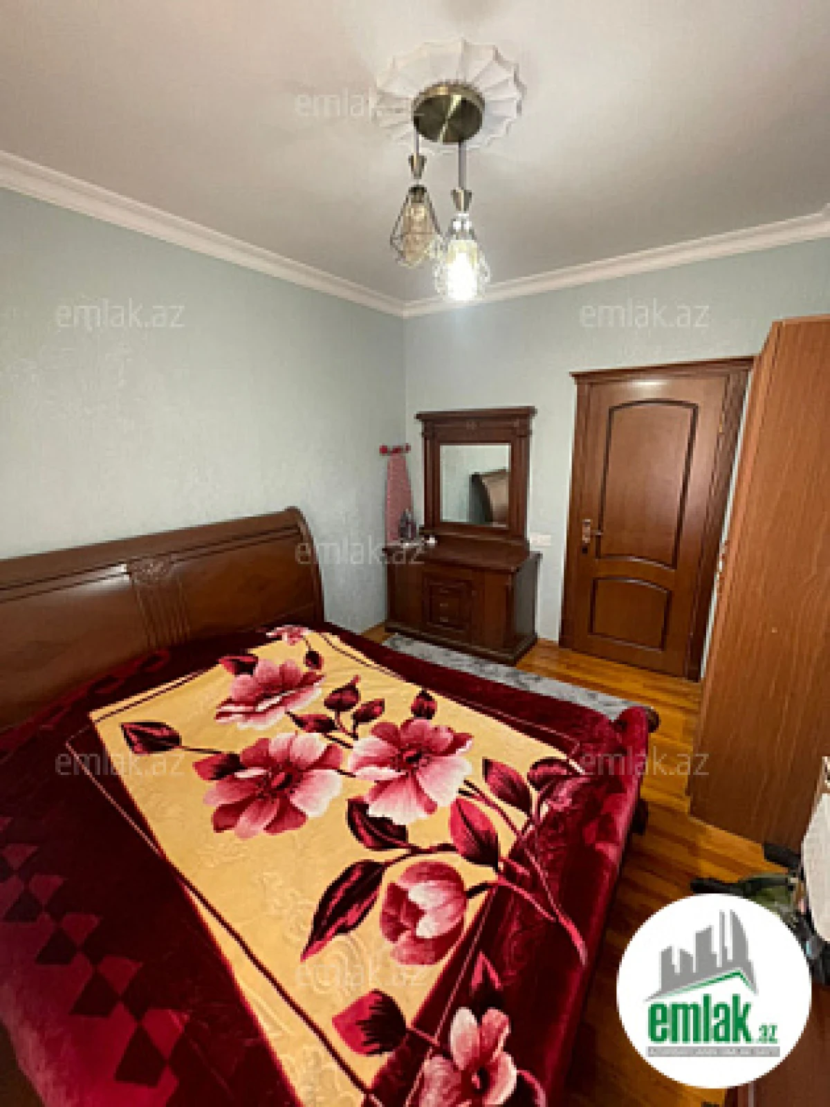 Satılır 3 otaqlı yeni tikili 78 m²