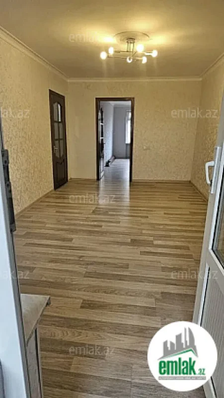 Satılır 2 otaqlı köhnə tikili 60 m²