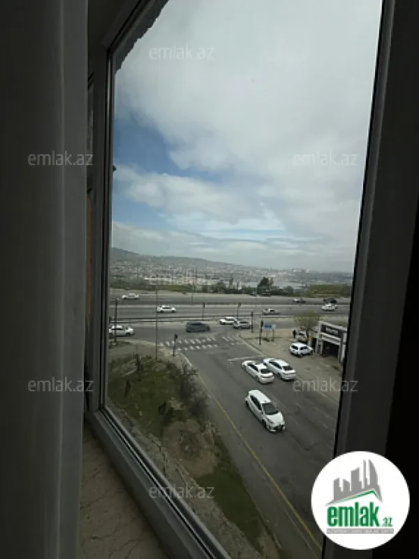 Satılır 3 otaqlı köhnə tikili 85 m²