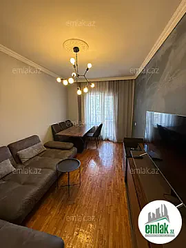 Satılır 3 otaqlı köhnə tikili 85 m²