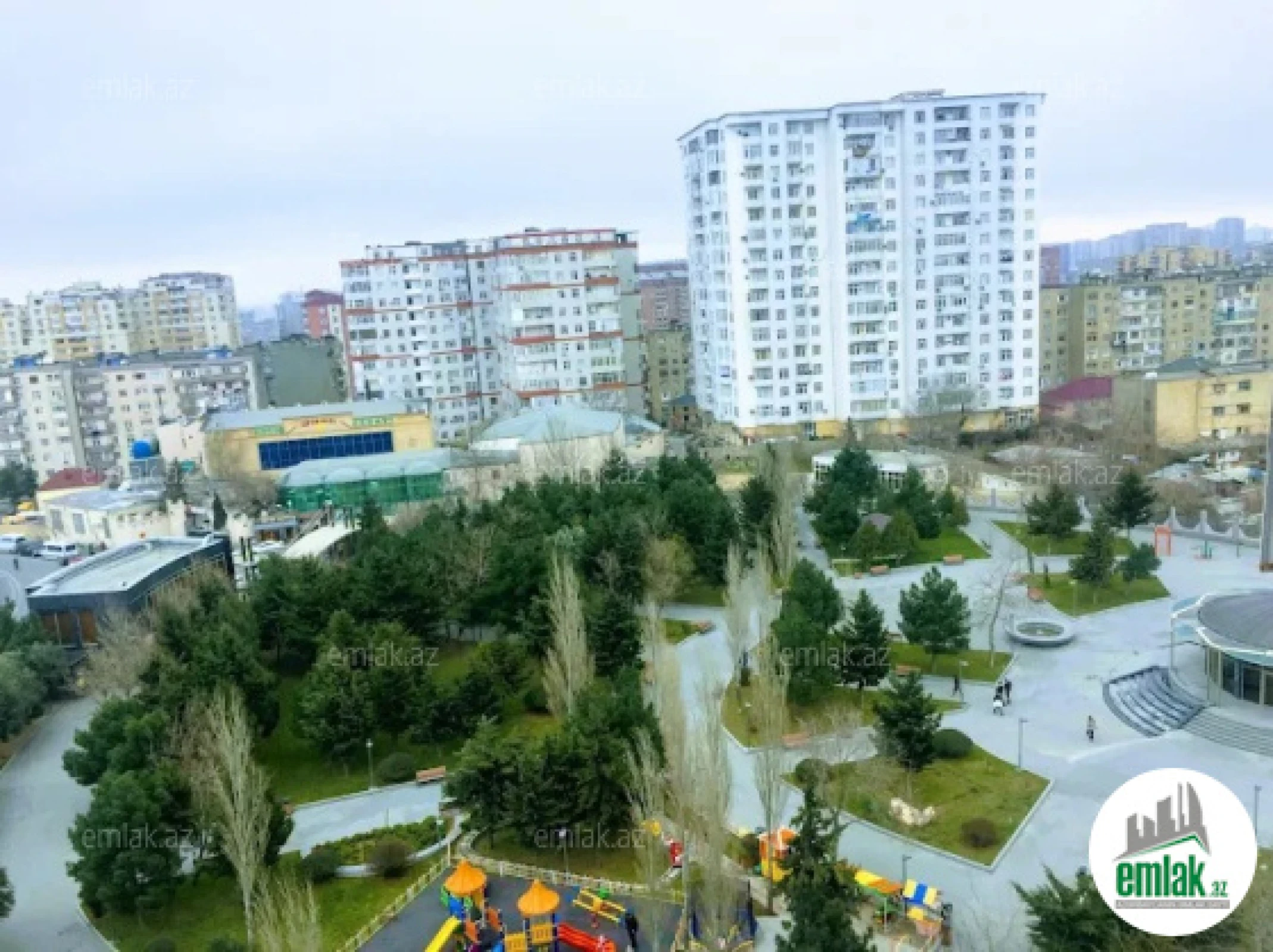Satılır 3 otaqlı köhnə tikili 85 m²
