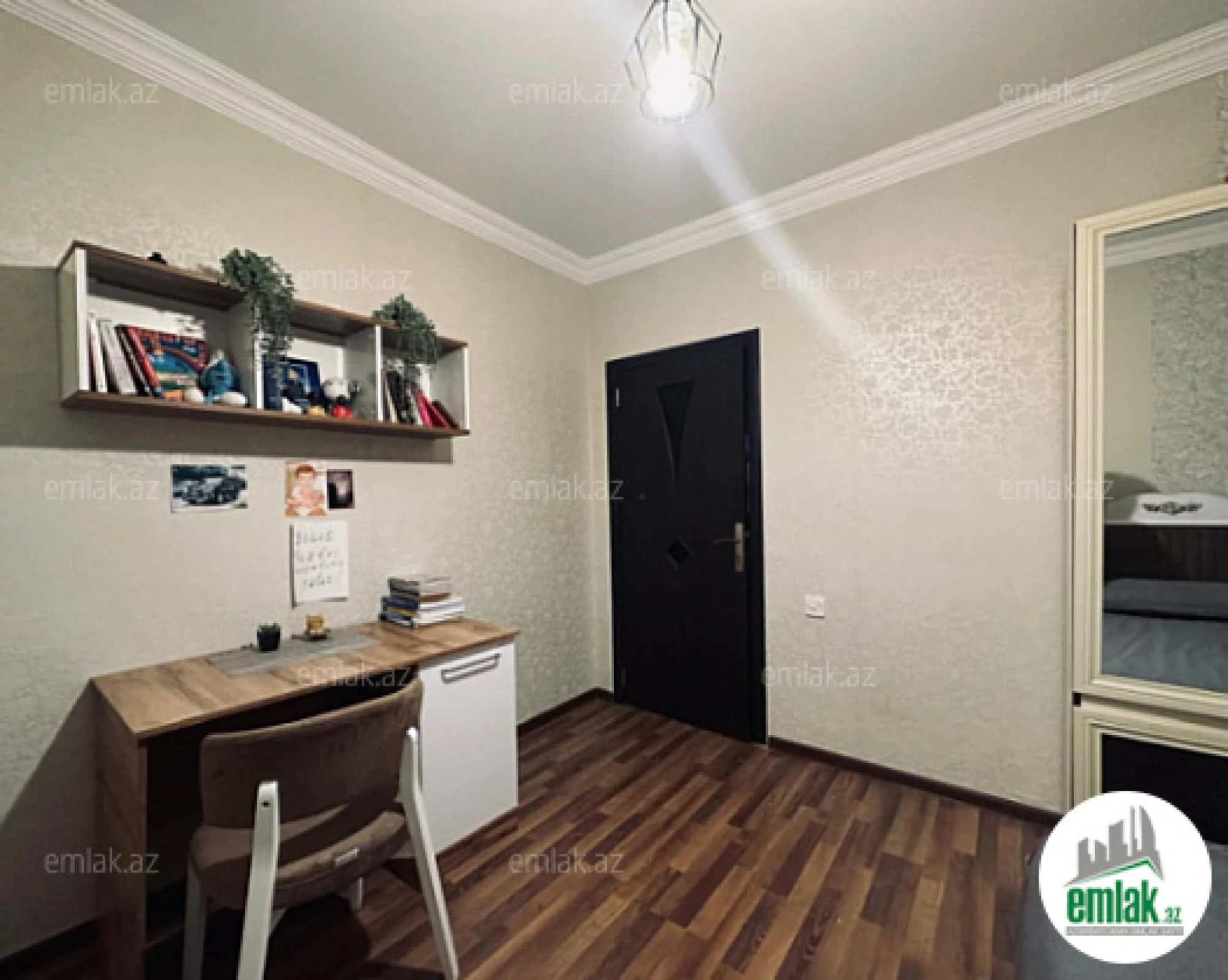 Satılır 4 otaqlı mənzil 100 m²