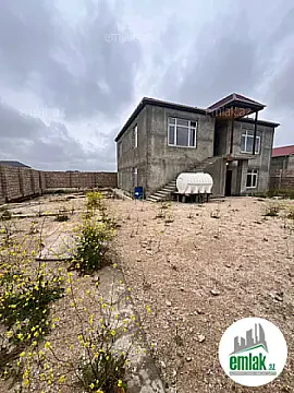 Satılır 10 otaqlı həyət evi 300 m² — Bakı 10 otaq 300.00 m²