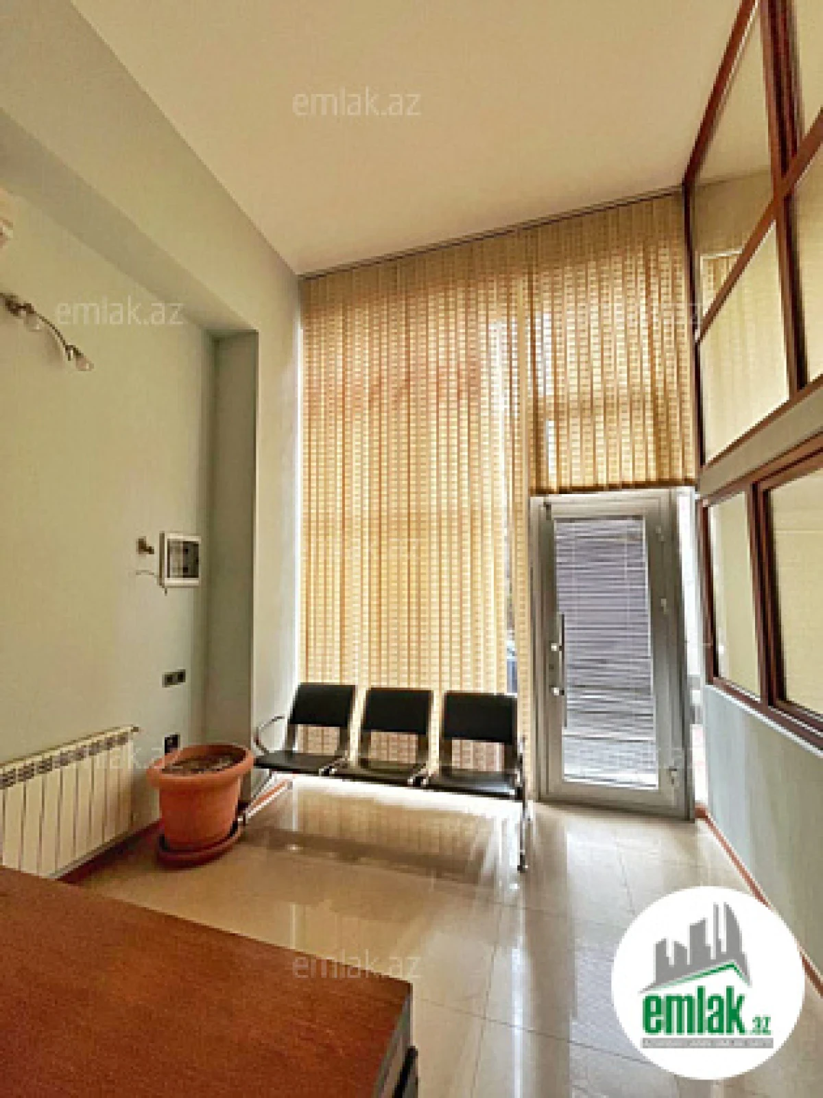 Satılır 5 otaqlı ofis 100 m²