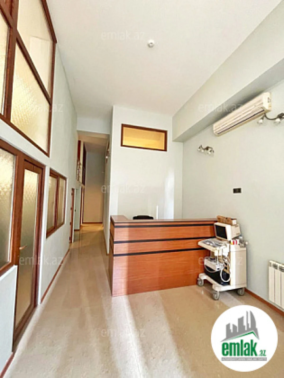 Satılır 5 otaqlı ofis 100 m²