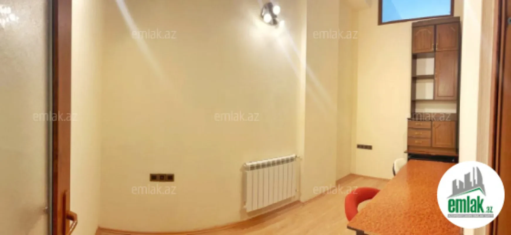 Satılır 5 otaqlı ofis 100 m²