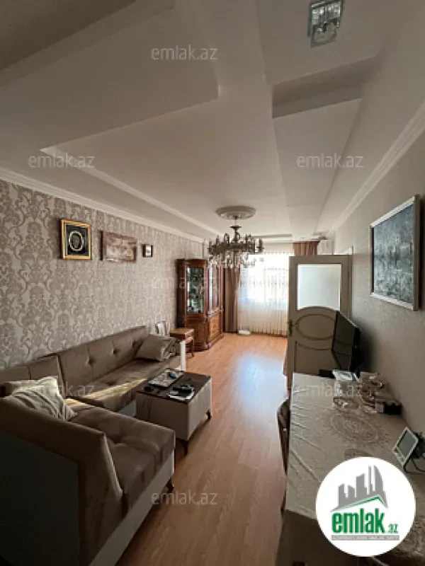 Satılır 3 otaqlı yeni tikili 75 m²