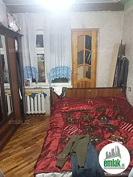 Satılır 2 otaqlı köhnə tikili 62 m²