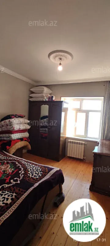 Satılır 2 otaqlı köhnə tikili 50 m²
