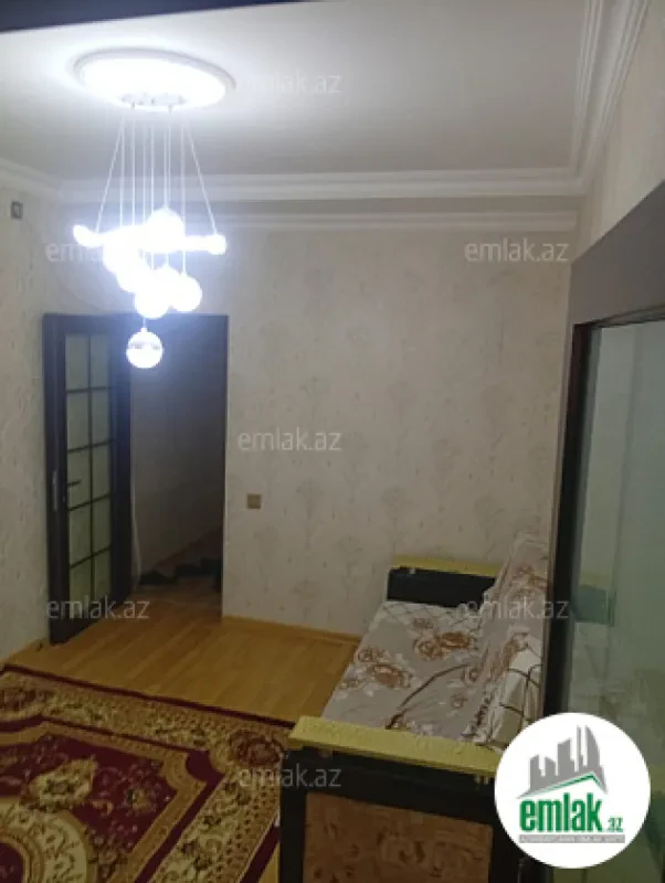 Satılır 2 otaqlı köhnə tikili 34 m²
